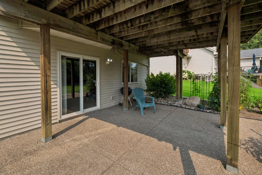 3963 Bailey Ridge Draw Woodbury, MN 55125