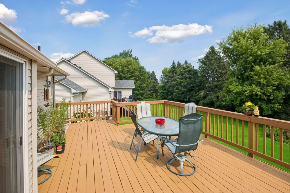 3963 Bailey Ridge Draw Woodbury, MN 55125