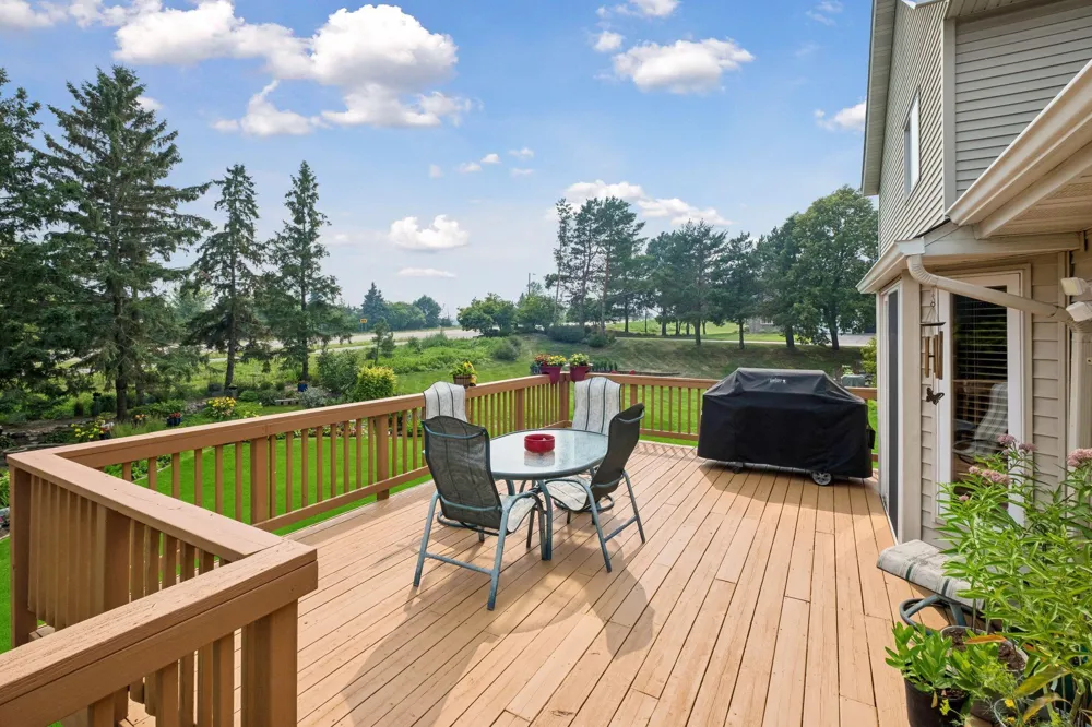 3963 Bailey Ridge Draw Woodbury, MN 55125
