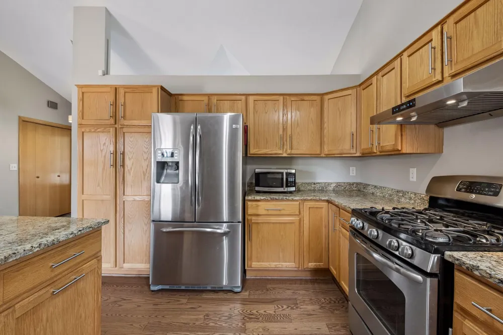 3963 Bailey Ridge Draw Woodbury, MN 55125