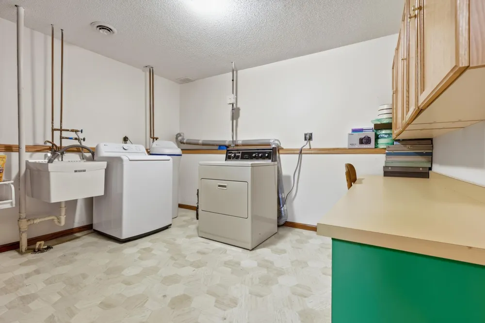 1063 Sunwood Park Lane Waite Park, MN 56387