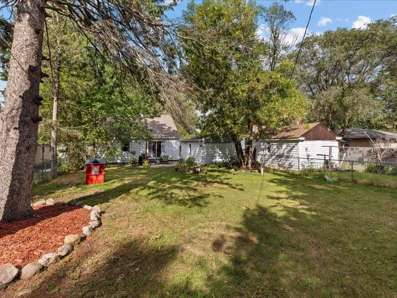 1309 S 7th Street Brainerd, MN 56401
