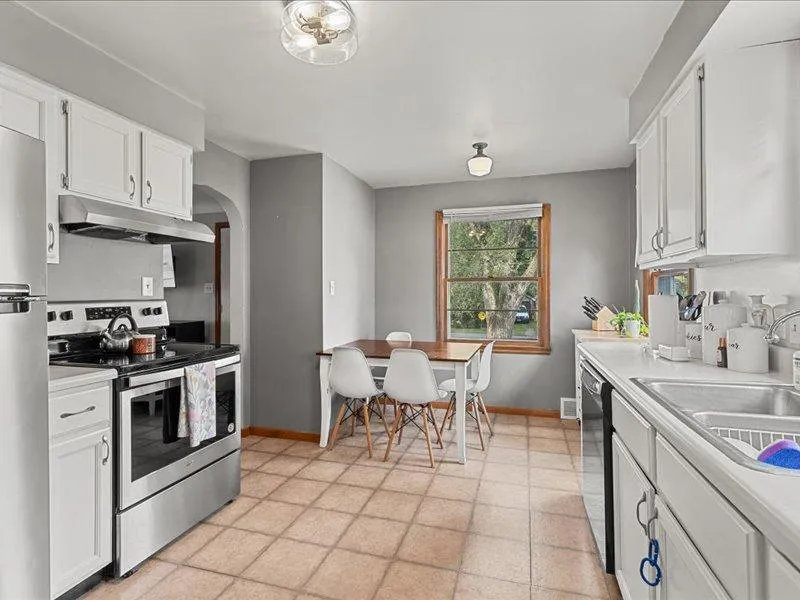 1309 S 7th Street Brainerd, MN 56401
