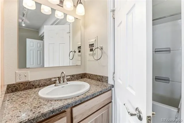 220 E La Bonte Street #215 Dillon, CO 80435