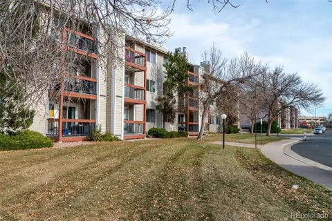 8613 Clay Street #213