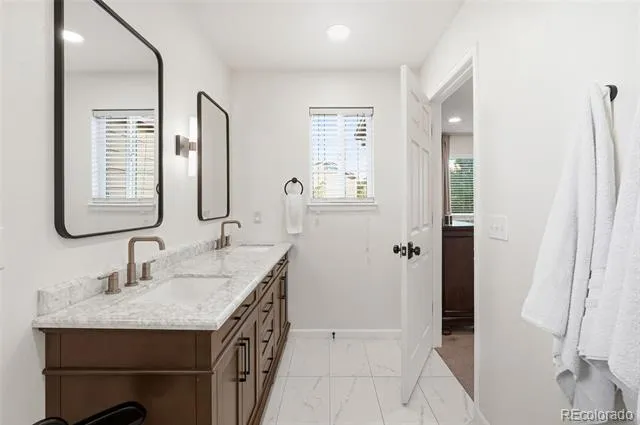 22079 E Belleview Place Aurora, CO 80015