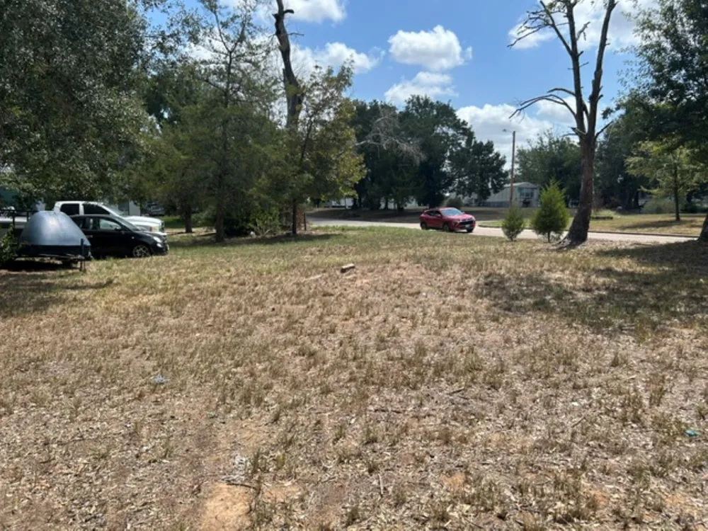 1502 15th Street Hempstead, TX 77445