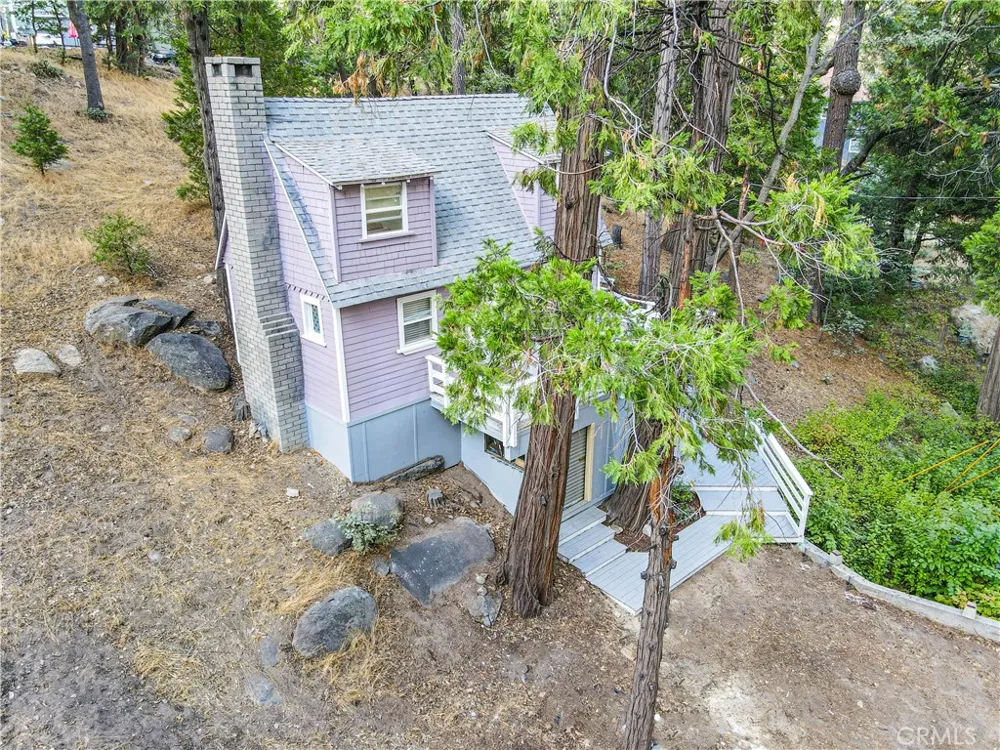 27548 Meadow Lake Arrowhead, CA 92352