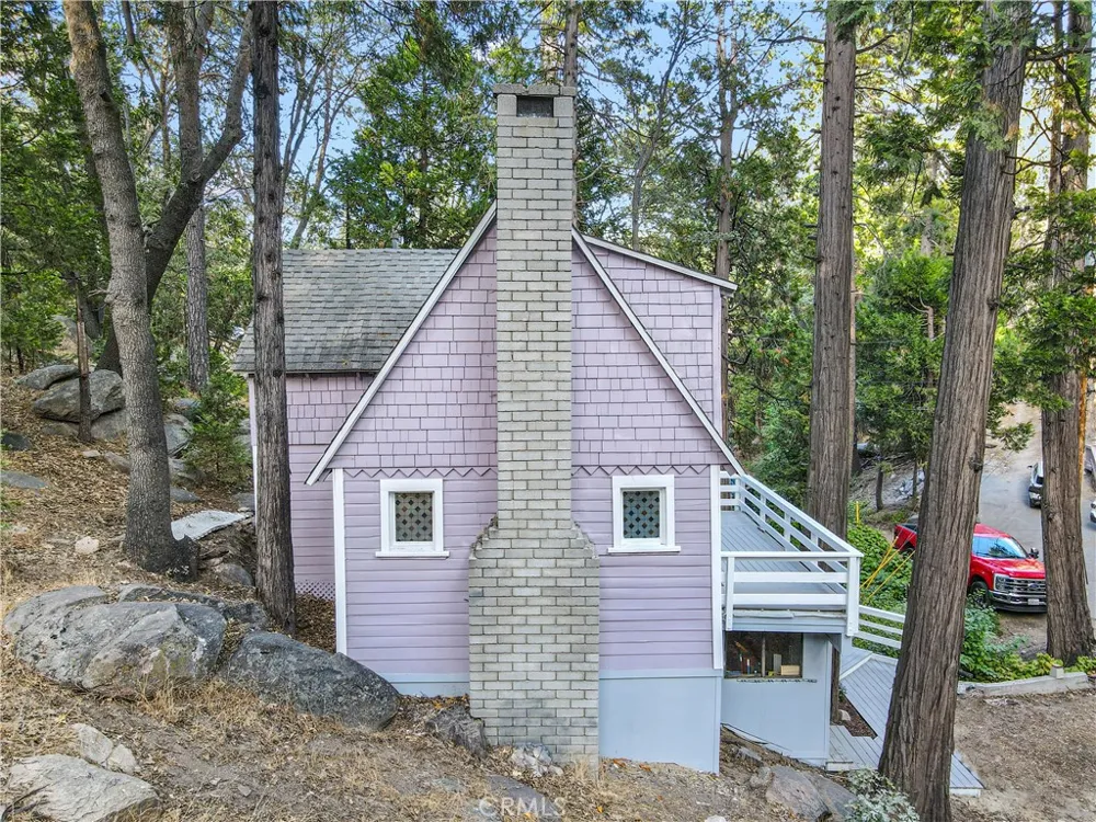 27548 Meadow Lake Arrowhead, CA 92352