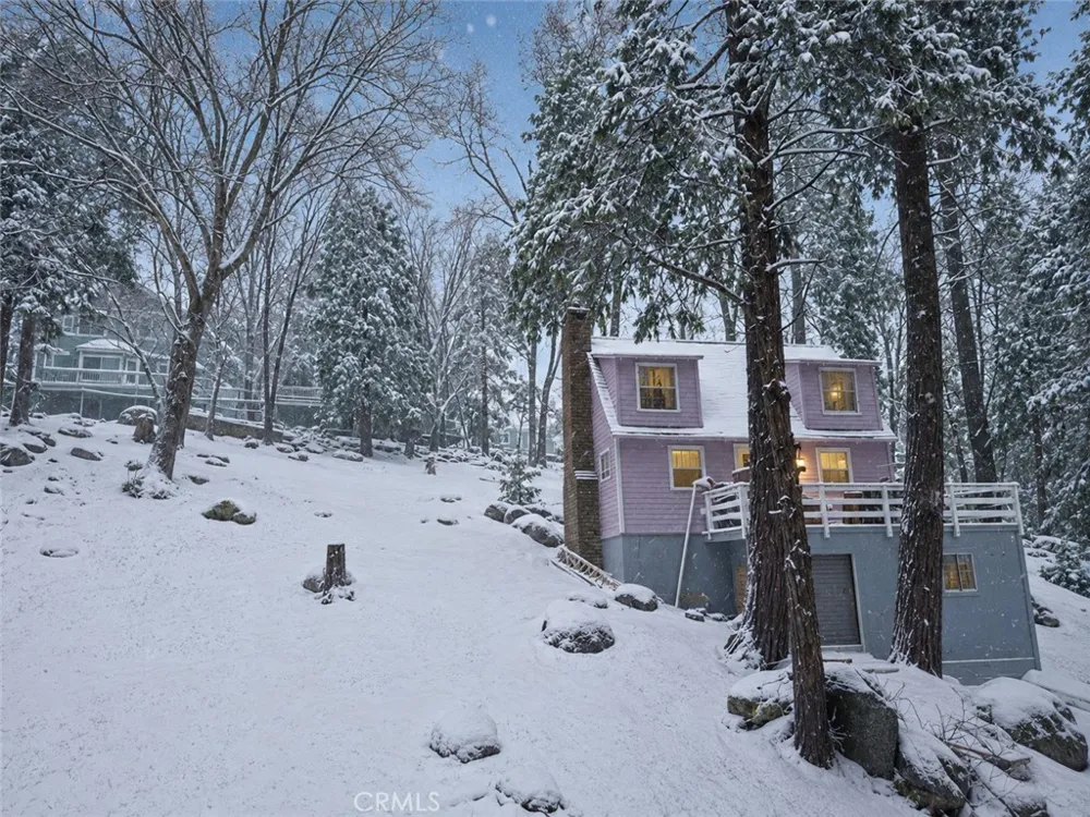 27548 Meadow Lake Arrowhead, CA 92352