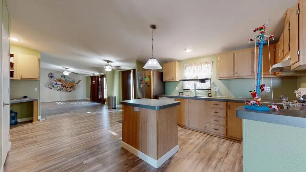 1321 Sea Life Avenue Thermal, CA 92274
