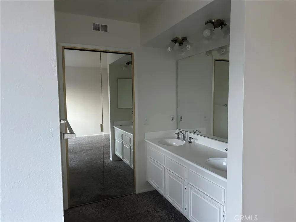 3431 Artesia Boulevard Torrance, CA 90504