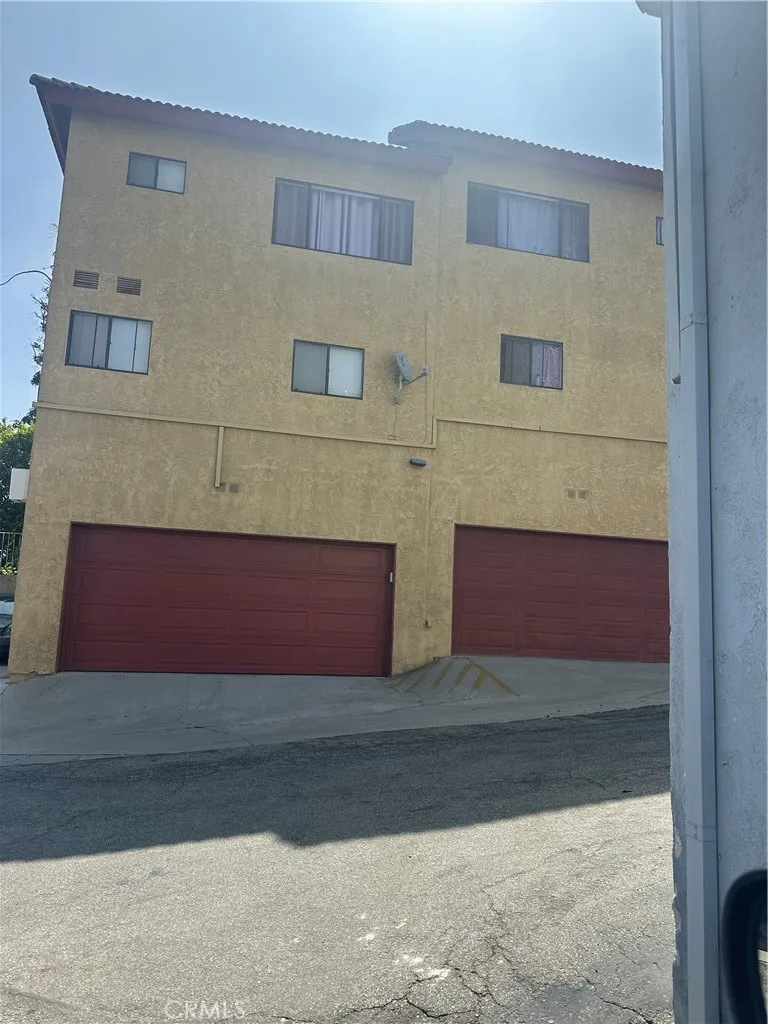 3431 Artesia Boulevard Torrance, CA 90504