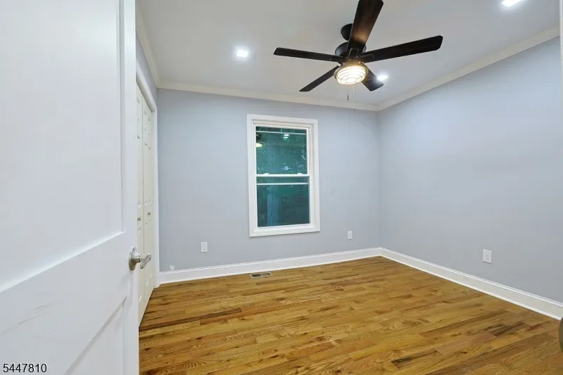 13 Maine St Jefferson, NJ 07849