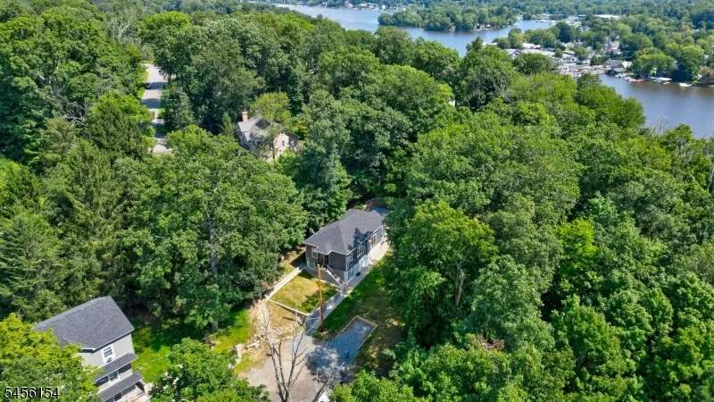 13 Maine St Jefferson, NJ 07849