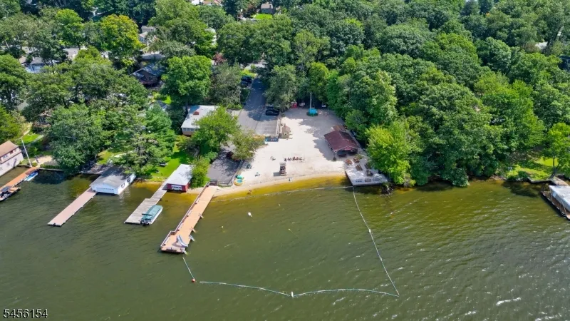 13 Maine St Jefferson, NJ 07849
