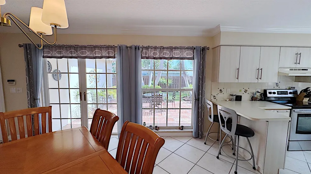 310 SE 4TH TERRACE Dania Beach, FL 33004