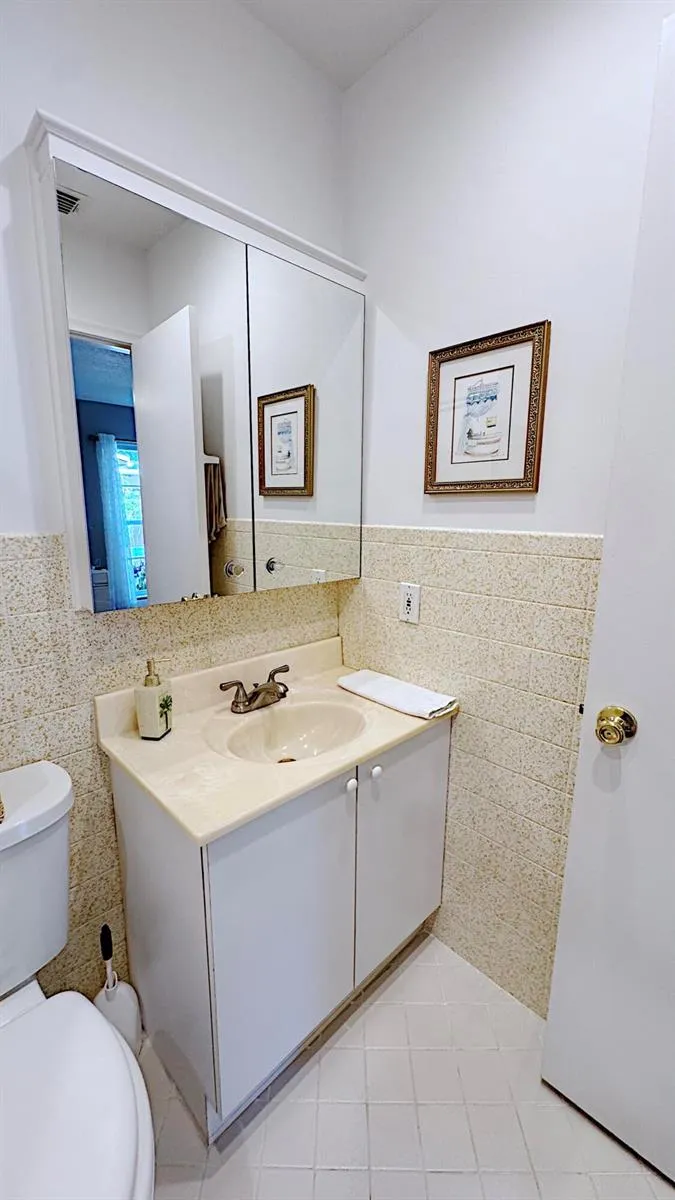 310 SE 4TH TERRACE Dania Beach, FL 33004