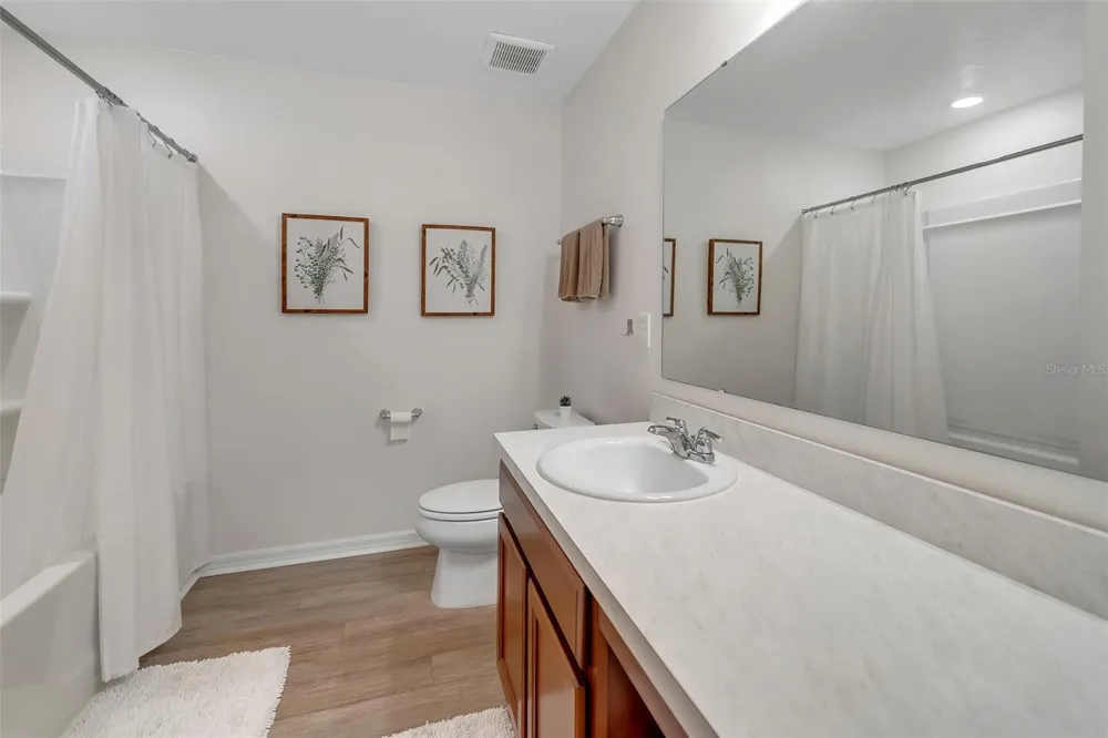 3122 EAGLE HAMMOCK CIRCLE Kissimmee, FL 34743