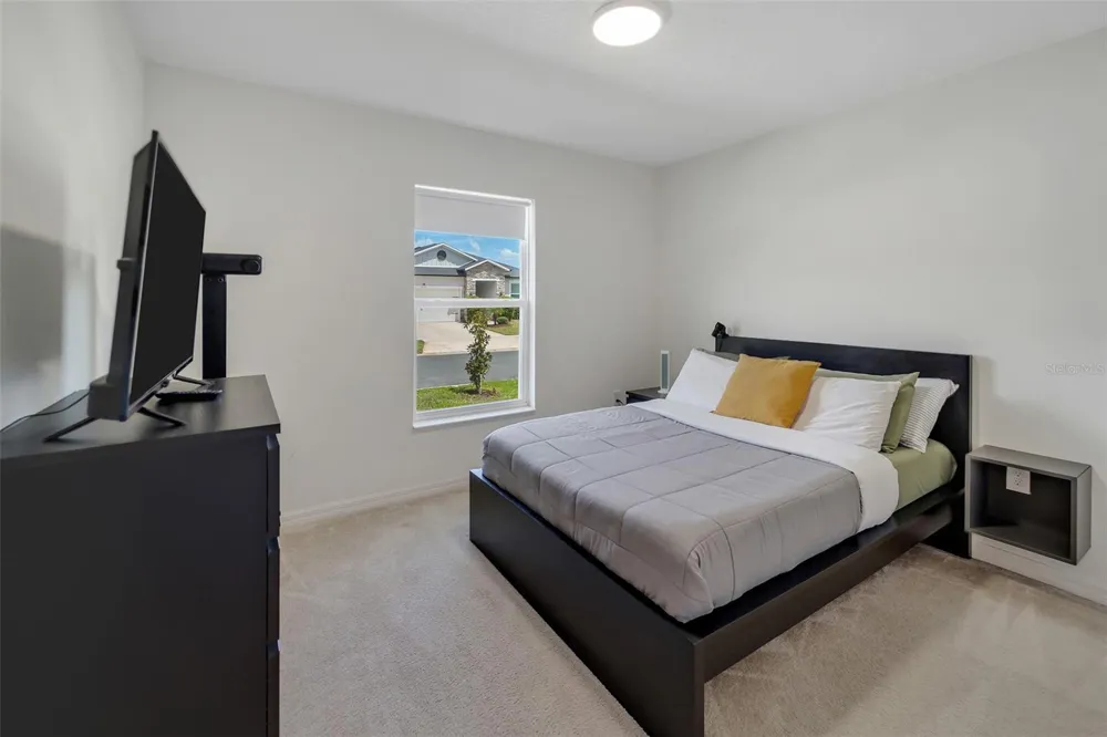 3122 EAGLE HAMMOCK CIRCLE Kissimmee, FL 34743