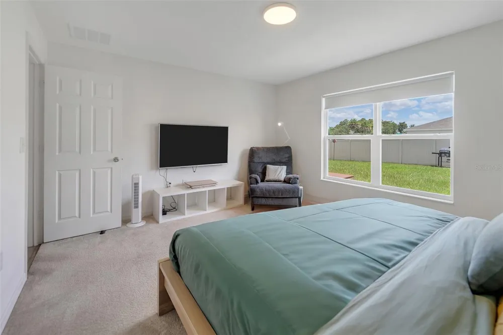 3122 EAGLE HAMMOCK CIRCLE Kissimmee, FL 34743
