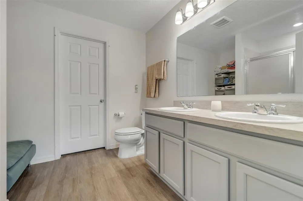 3122 EAGLE HAMMOCK CIRCLE Kissimmee, FL 34743