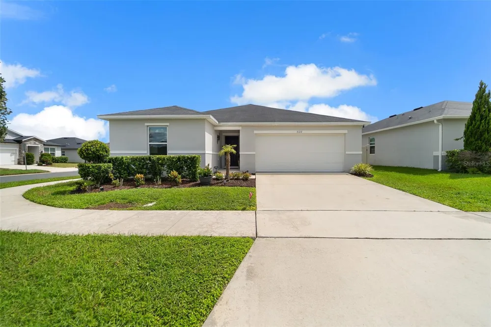 3122 EAGLE HAMMOCK CIRCLE Kissimmee, FL 34743