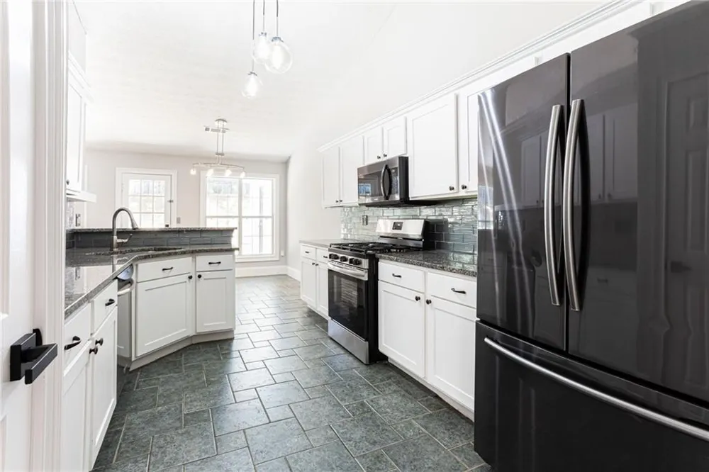 2730 Matlin Way Buford, GA 30519