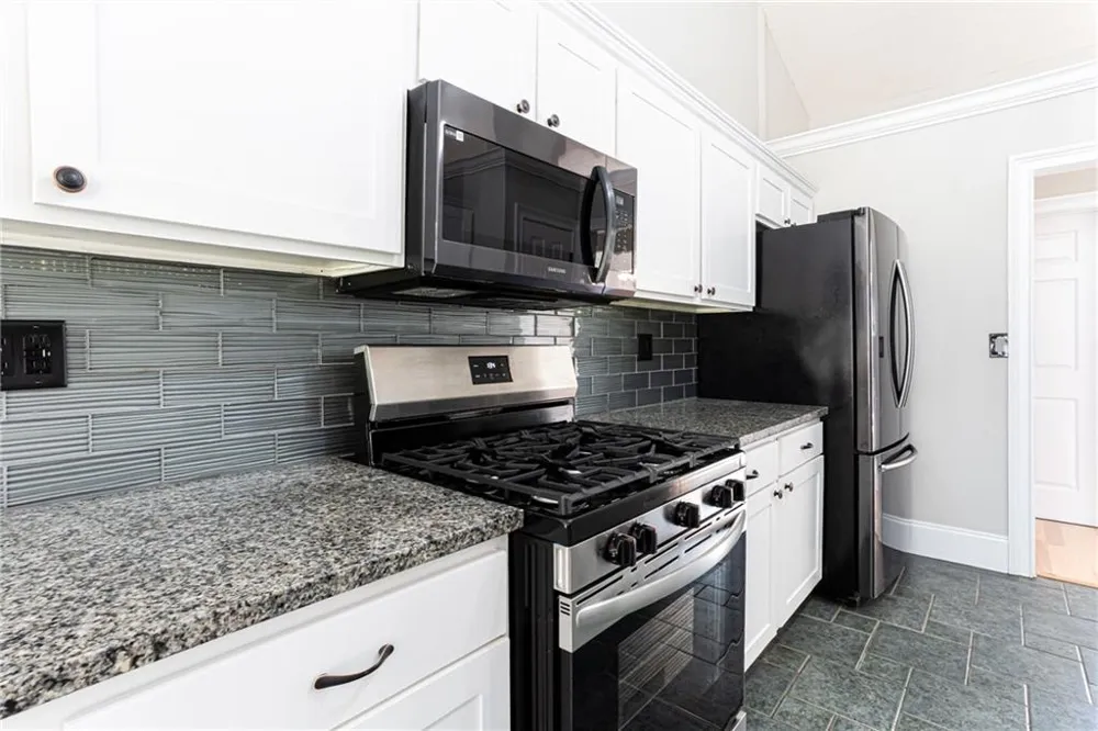 2730 Matlin Way Buford, GA 30519