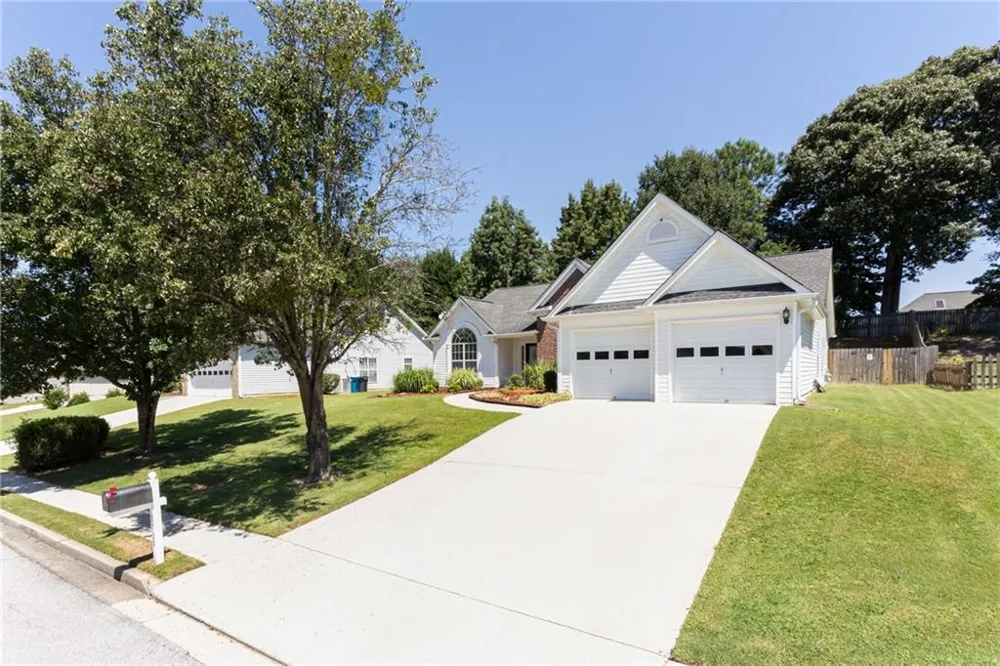 2730 Matlin Way Buford, GA 30519