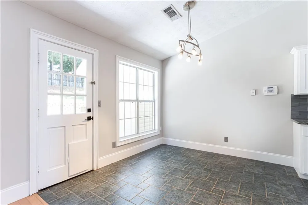 2730 Matlin Way Buford, GA 30519
