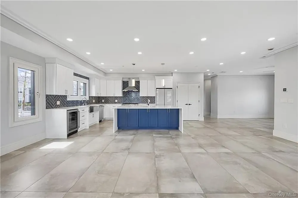 72 Washington Avenue Island Park, NY 11558