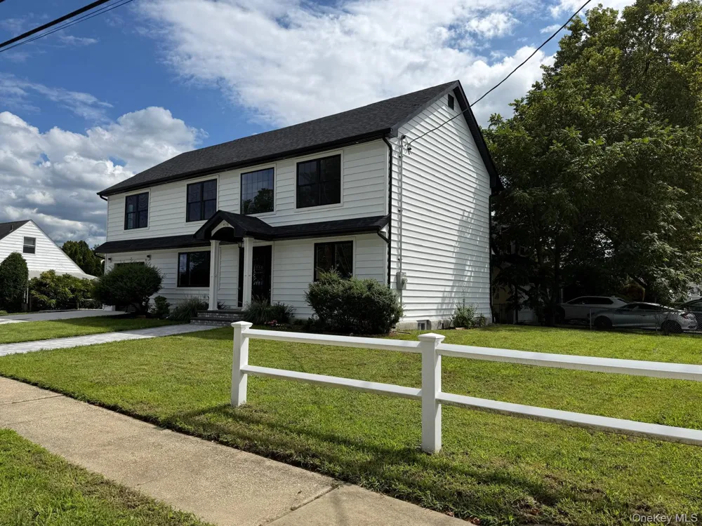 438 Von Elm Avenue East Meadow, NY 11554