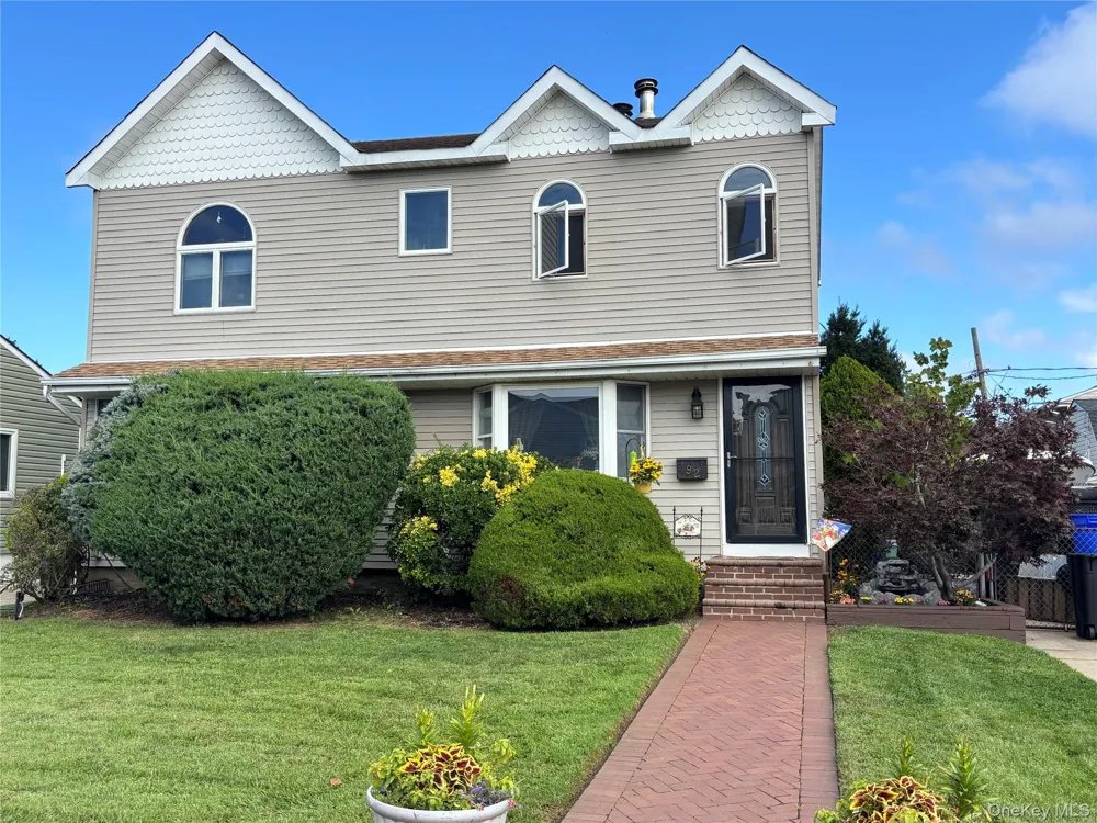92 Van Buren Street Freeport, NY 11520