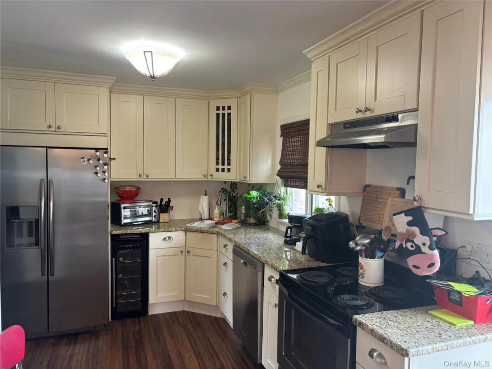 92 Van Buren Street Freeport, NY 11520