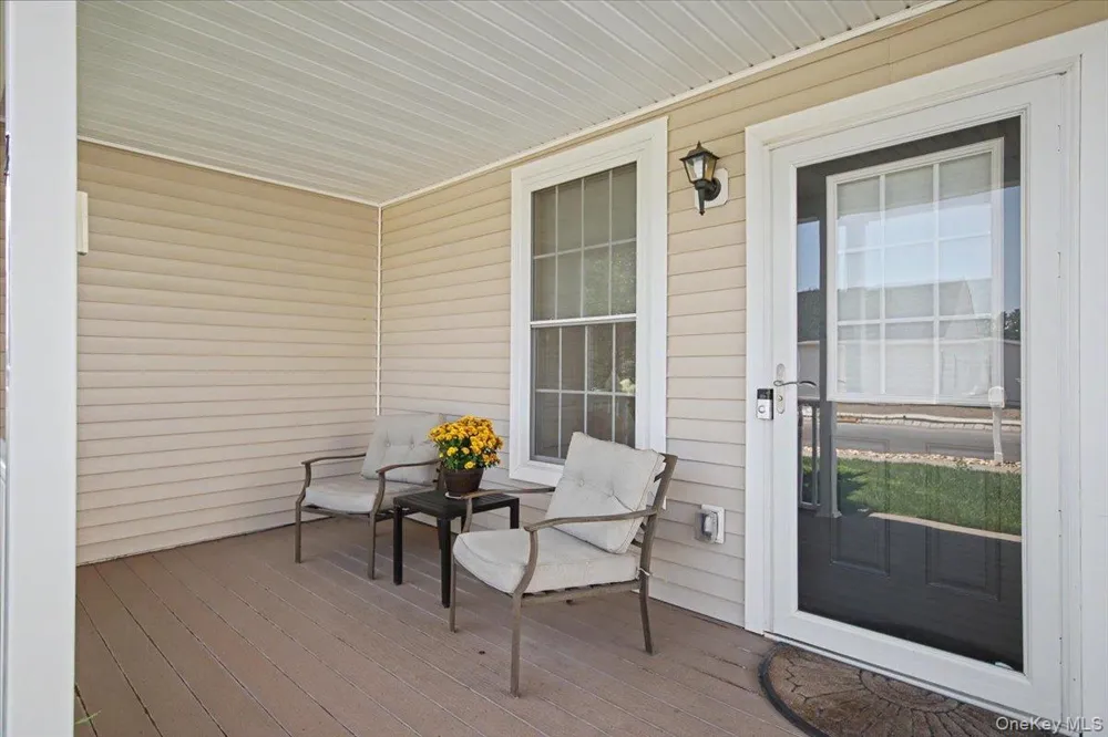4 Alex Court Highland, NY 12528