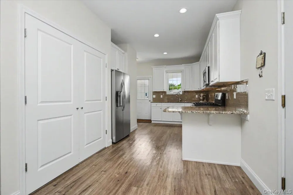 4 Alex Court Highland, NY 12528