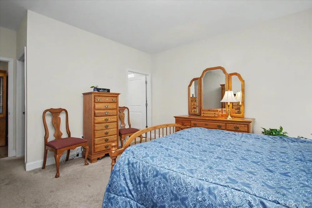 4 Alex Court Highland, NY 12528