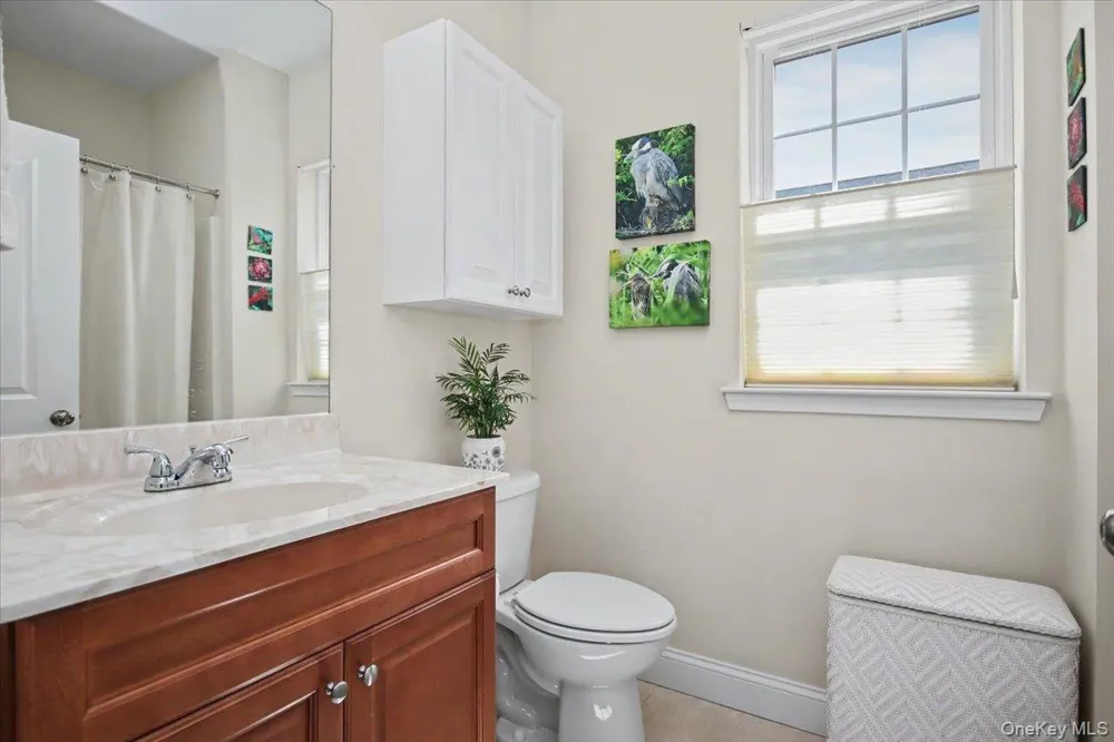 4 Alex Court Highland, NY 12528