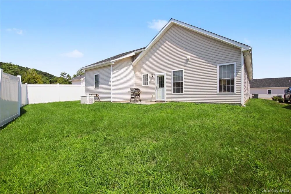 4 Alex Court Highland, NY 12528
