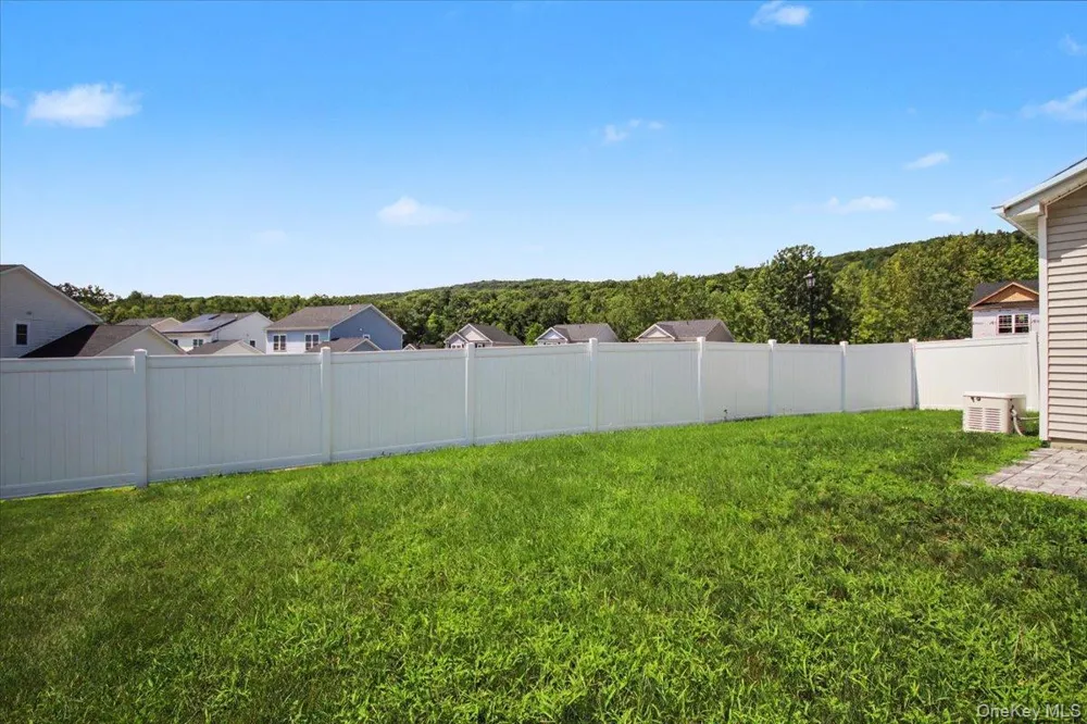 4 Alex Court Highland, NY 12528