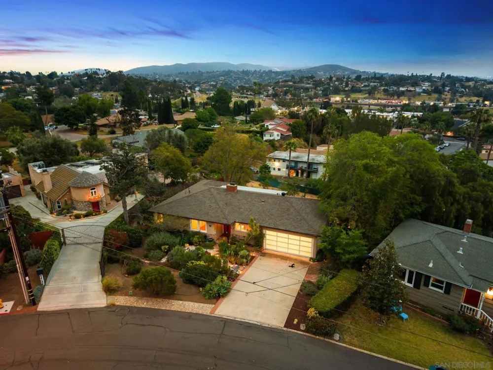 4413 Upland St La Mesa, CA 91941