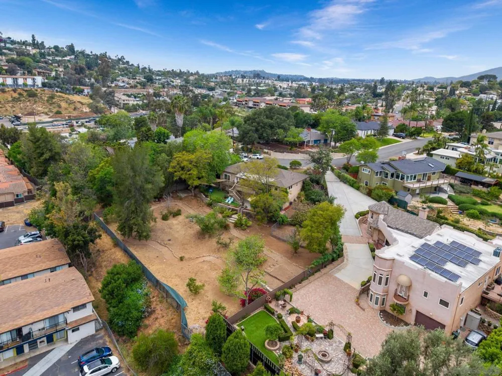 4413 Upland St La Mesa, CA 91941