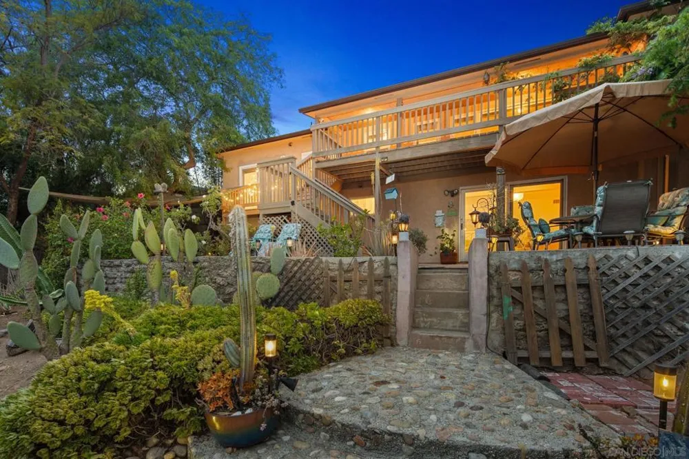 4413 Upland St La Mesa, CA 91941