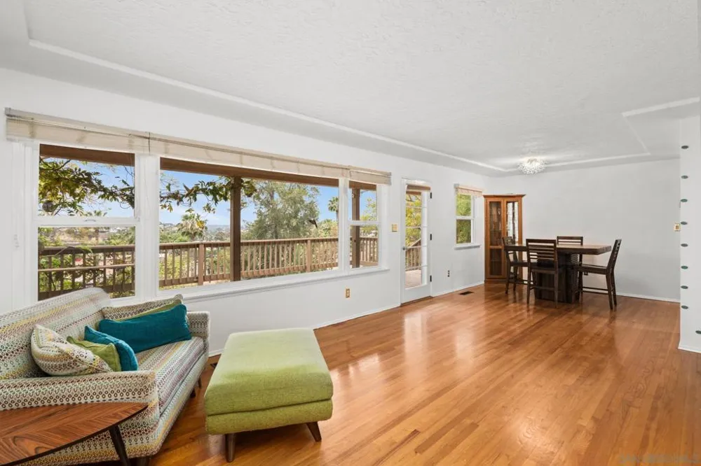 4413 Upland St La Mesa, CA 91941