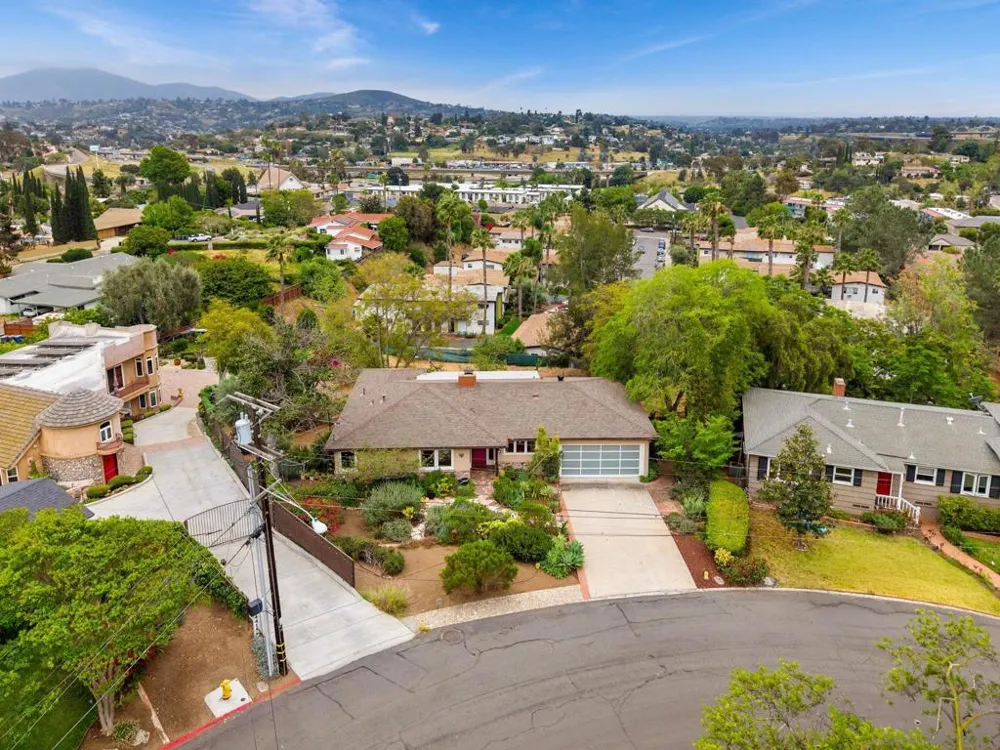 4413 Upland St La Mesa, CA 91941