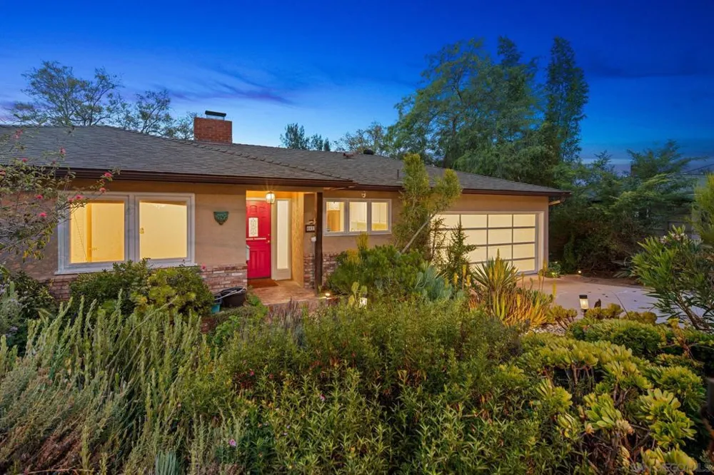 4413 Upland St La Mesa, CA 91941
