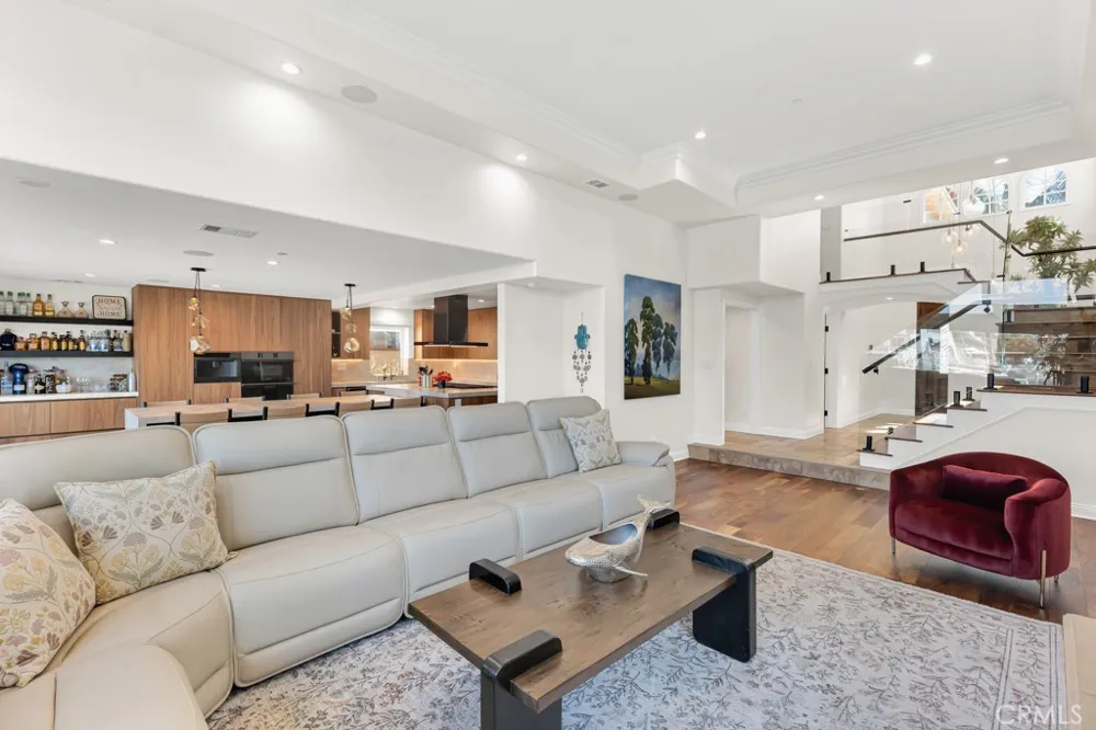 2051 Greencastle Way Oxnard, CA 93035