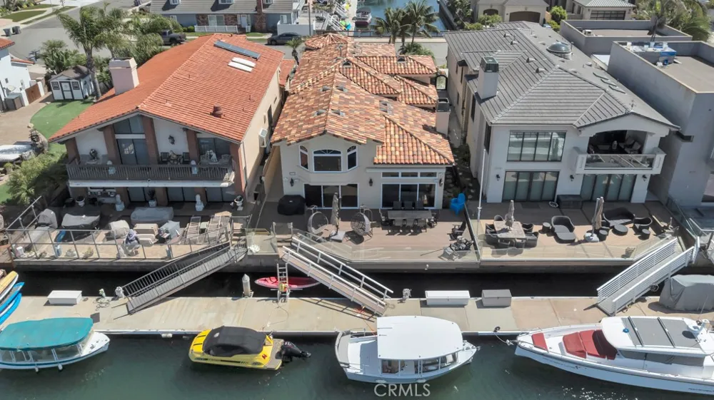 2051 Greencastle Way Oxnard, CA 93035