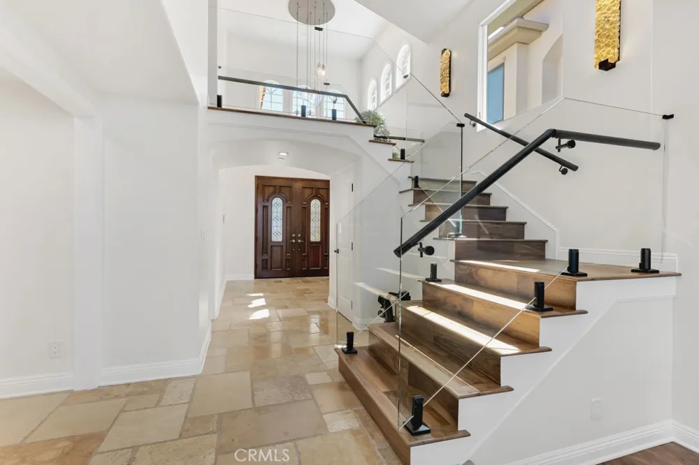 2051 Greencastle Way Oxnard, CA 93035